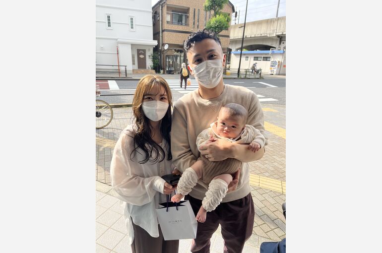 E6382F4E-95C6-4216-BDA0-D73C461D4E53